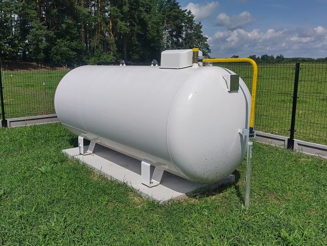 Zbiornik na gaz płynny 3700 l do ogrzewania domu w Kadzidle